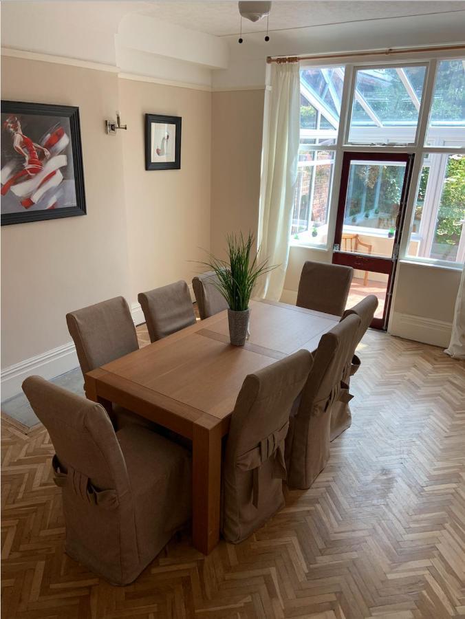 Entire Seaside Home, Sleeps 8, All En-Suite Rooms New Brighton Esterno foto